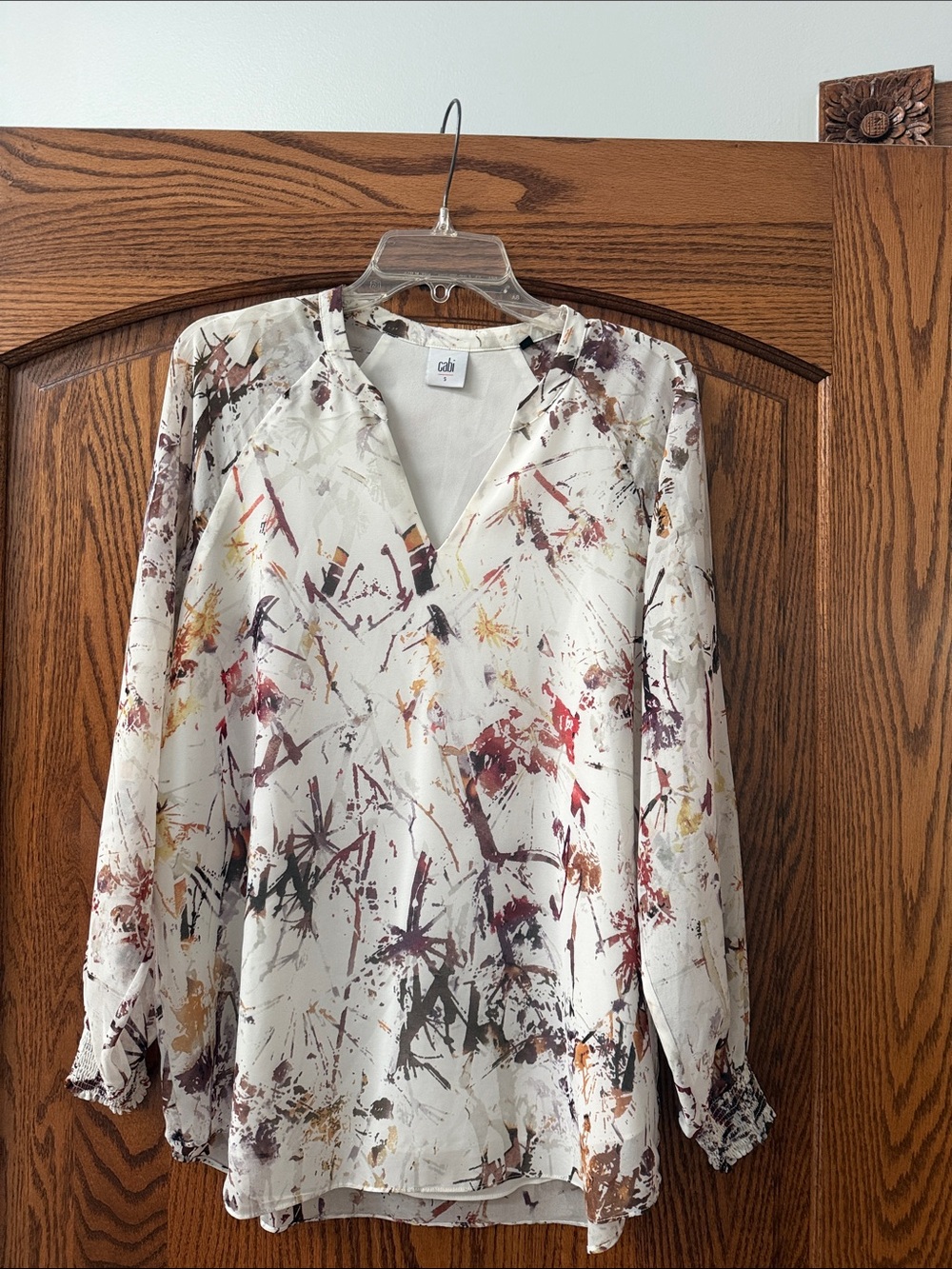Cabi V-Neck Printed Long-Sleeve Blouse - Cream Multi